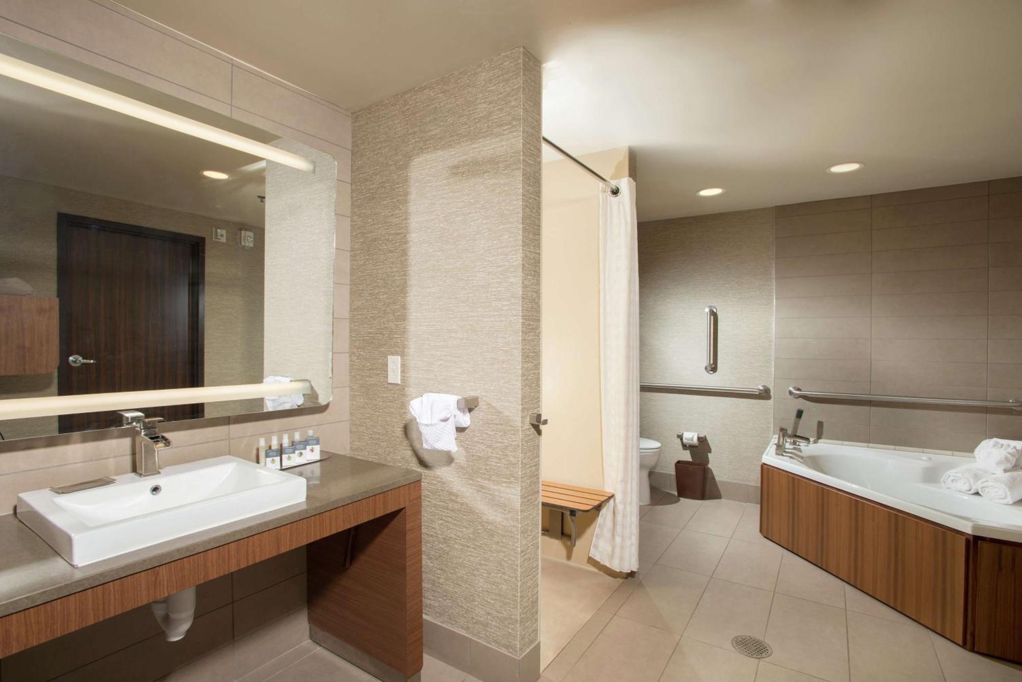 เดอะ บรอดเวย์ โคลัมเบีย - อะ ดับเบิลทรี บาย ฮิลตัน Hotel ภายนอก รูปภาพ