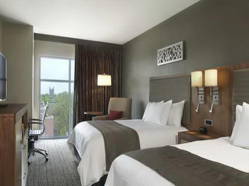 เดอะ บรอดเวย์ โคลัมเบีย - อะ ดับเบิลทรี บาย ฮิลตัน Hotel ภายนอก รูปภาพ